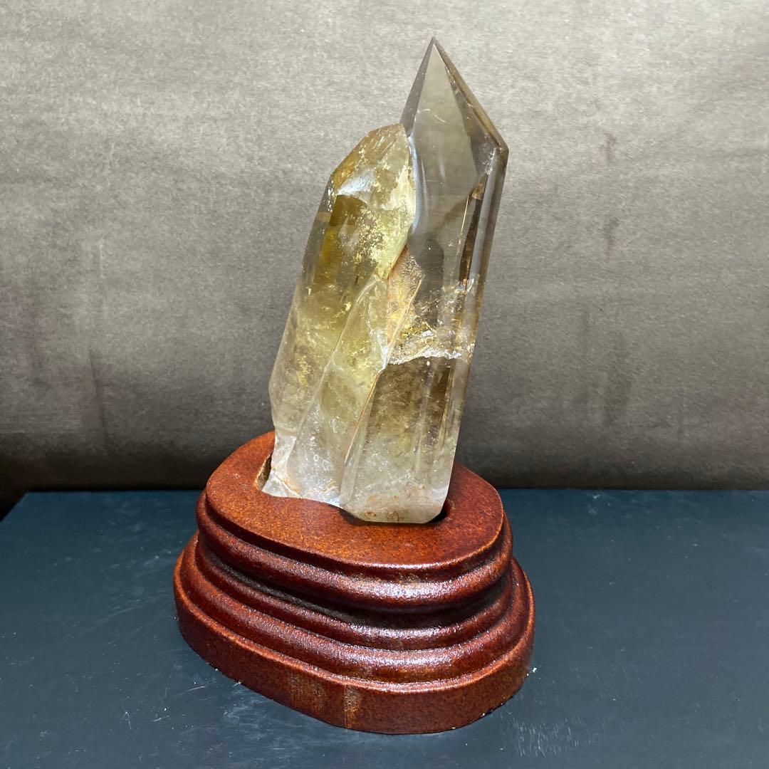 天然石⭐︎ゼウスクォーツ　木製台座付き