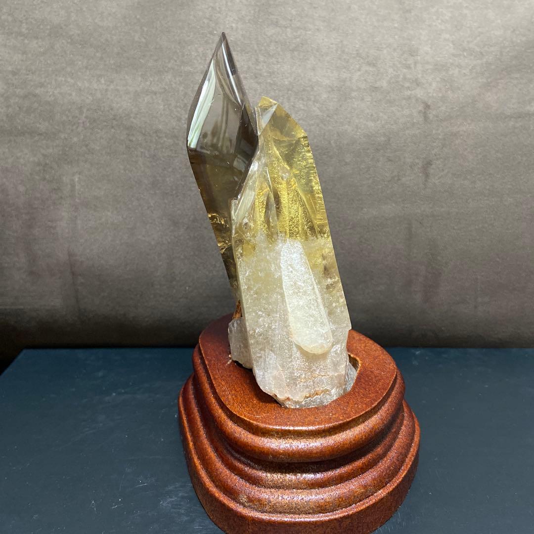 天然石⭐︎ゼウスクォーツ　木製台座付き
