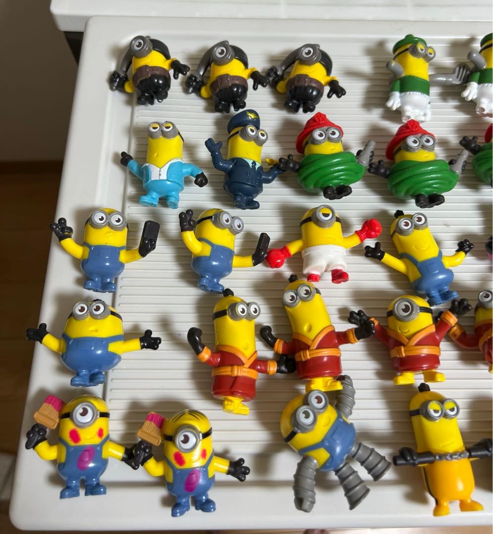 ミニオンズのハッピーセットのフィギュアのセット