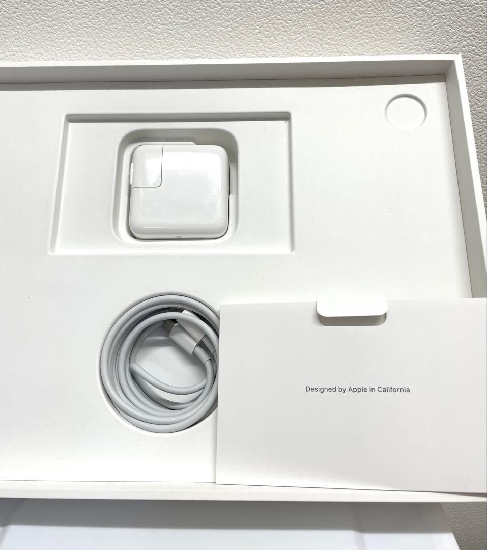 MacBook Air (M1, 2020) - 技術仕様 スペースグレイ　美品
