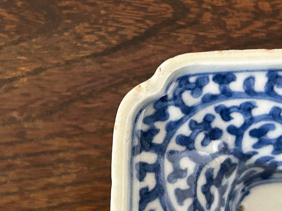 古伊万里　染付　蛸唐草松梅文長皿　江戸中期　❷ (キズ、スレ有)