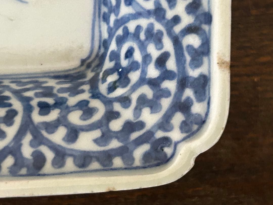 古伊万里　染付　蛸唐草松梅文長皿　江戸中期　❷ (キズ、スレ有)