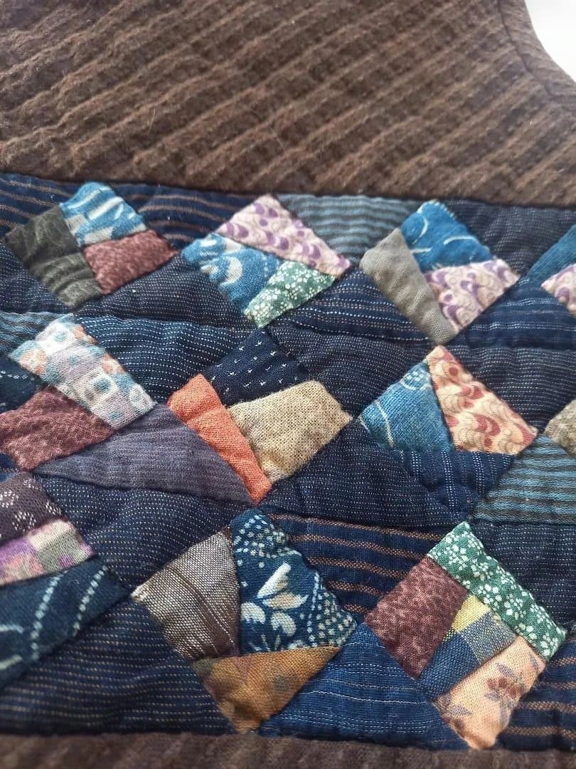 【一点もの】茶色の古布ハンドメイド　バッグ　パッチワークデザイン