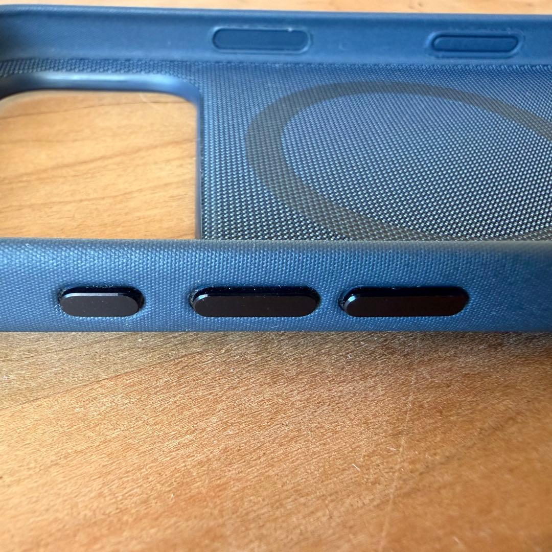 Apple純正 iPhone17 Pro テックウーブンケース 青 美品 箱付