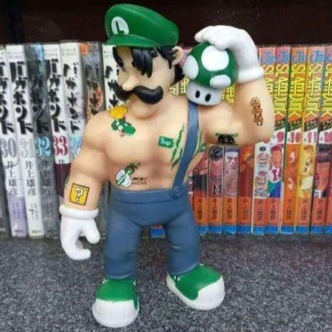 マリオ　ルイジ　スーパーマリオブラザーズ　マッチョ　フィギュア２体