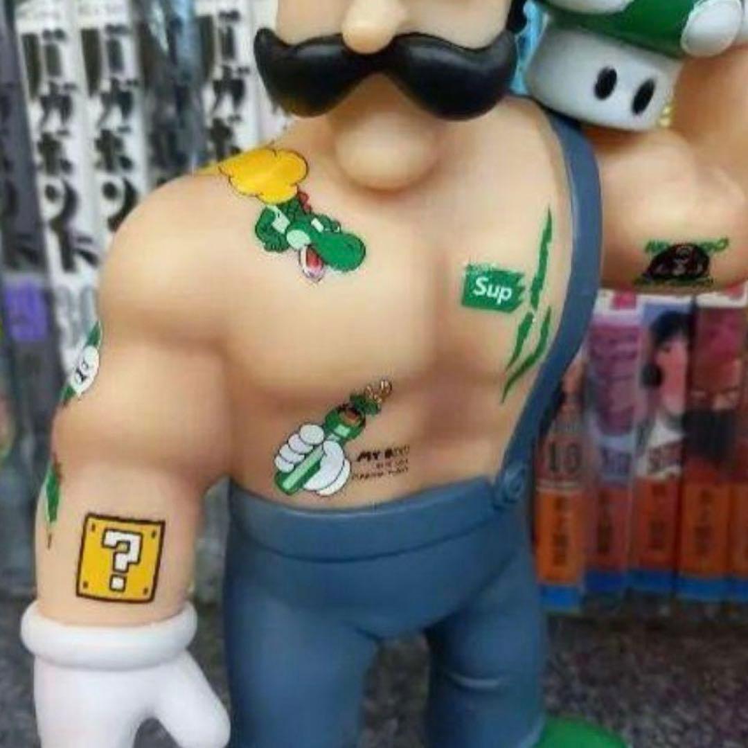 マリオ　ルイジ　スーパーマリオブラザーズ　マッチョ　フィギュア２体