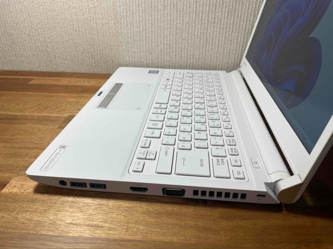 Win11 Office搭載 dynabook メモリ8GB SSD256GB