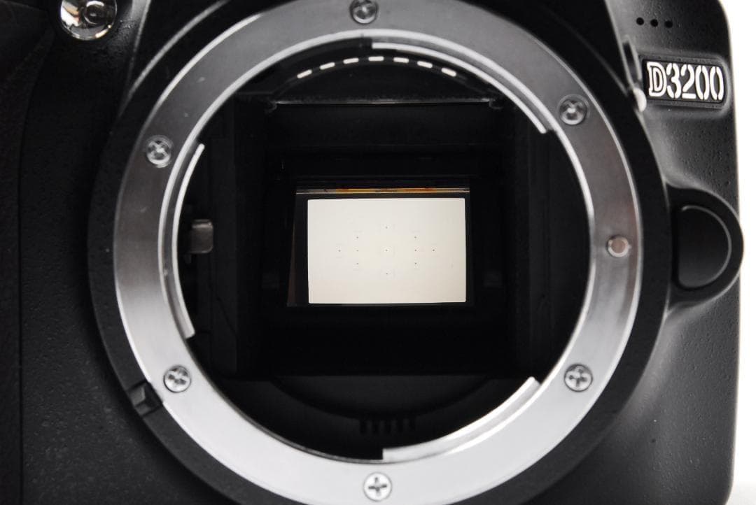 ショット数わずか❣️Nikon D3200 レンズセット スマホ転送 初心者