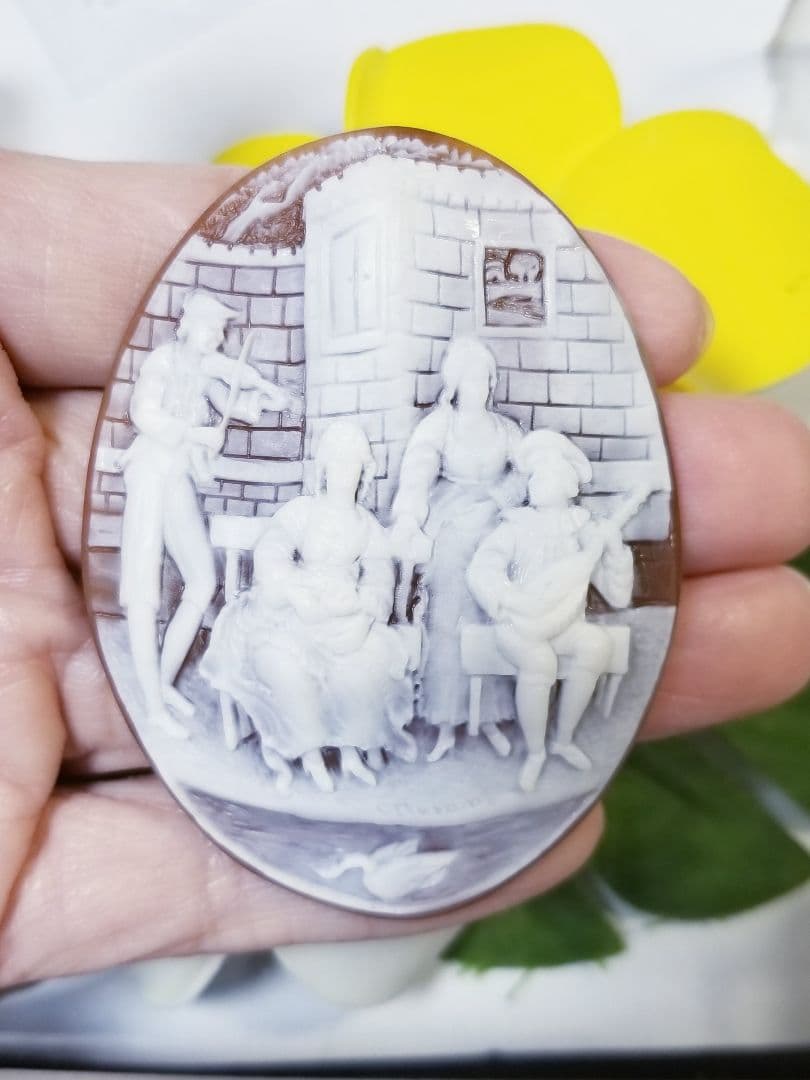 KS-194 【パスクァーレ・オッタビアーノ作】天然シェルカメオルース