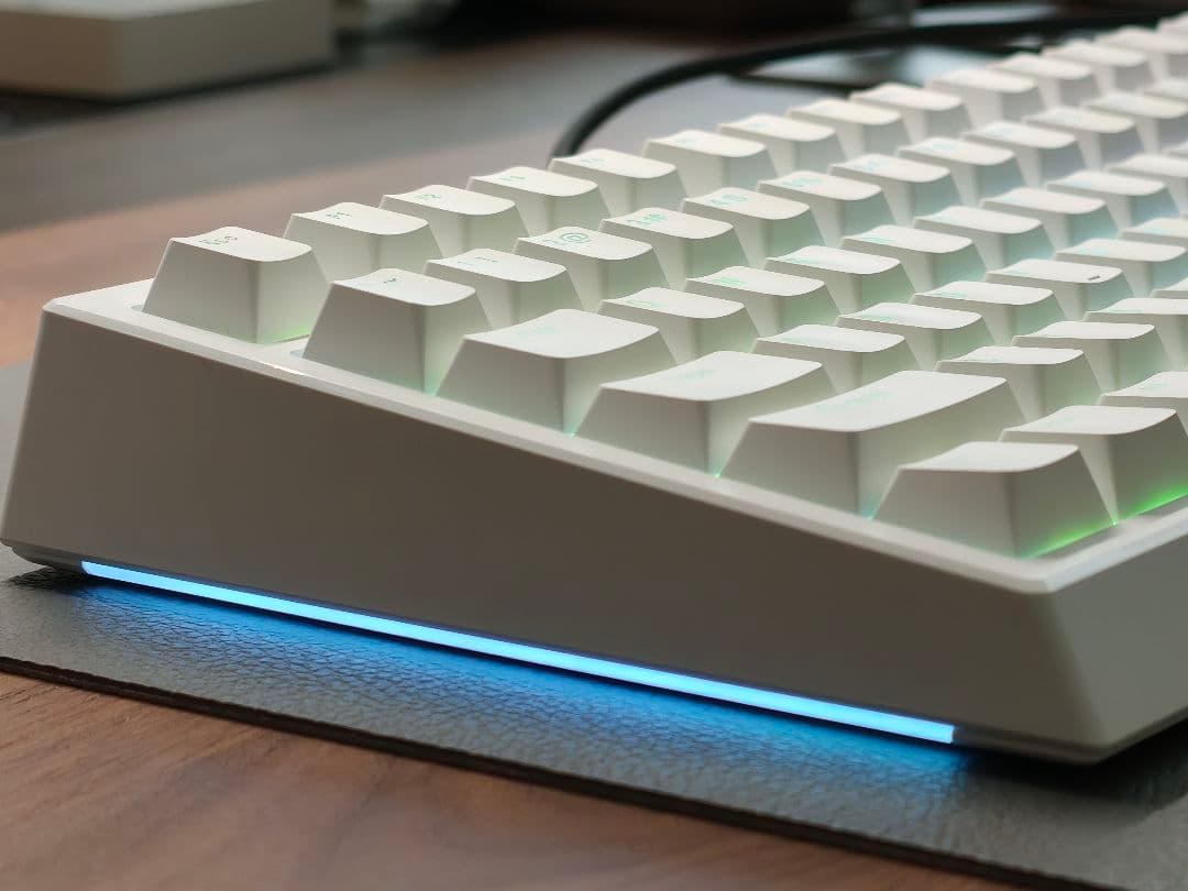 ​【美品】Epomaker G84 メカニカルキーボード3way接続可mac対応