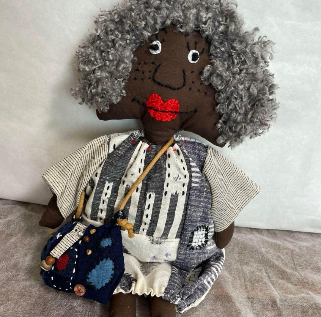 しゃれおばちゃん　☆ 白石 マリリン