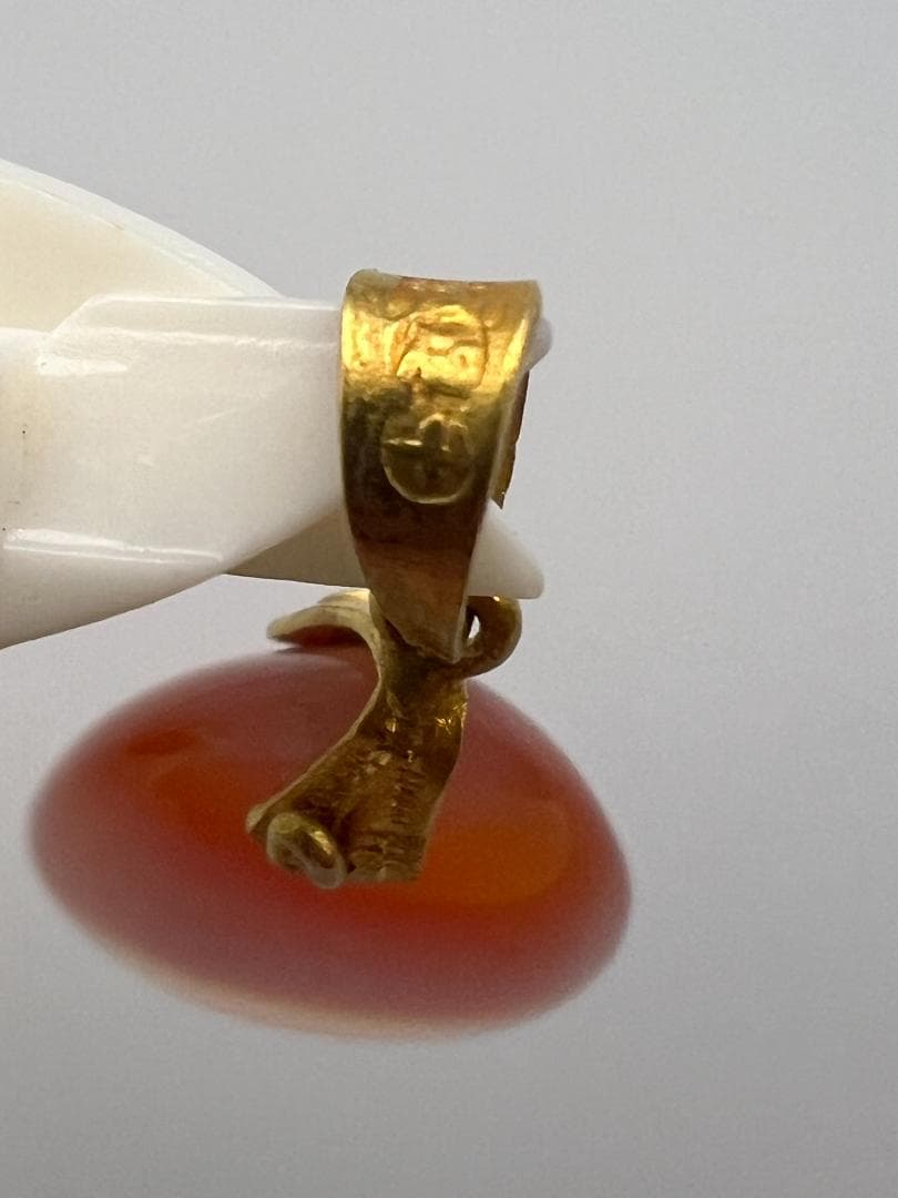 【海】24金　聚宝千足　刻印　メノウ　瑪瑙　ペンダント　重量約４．５ｇ