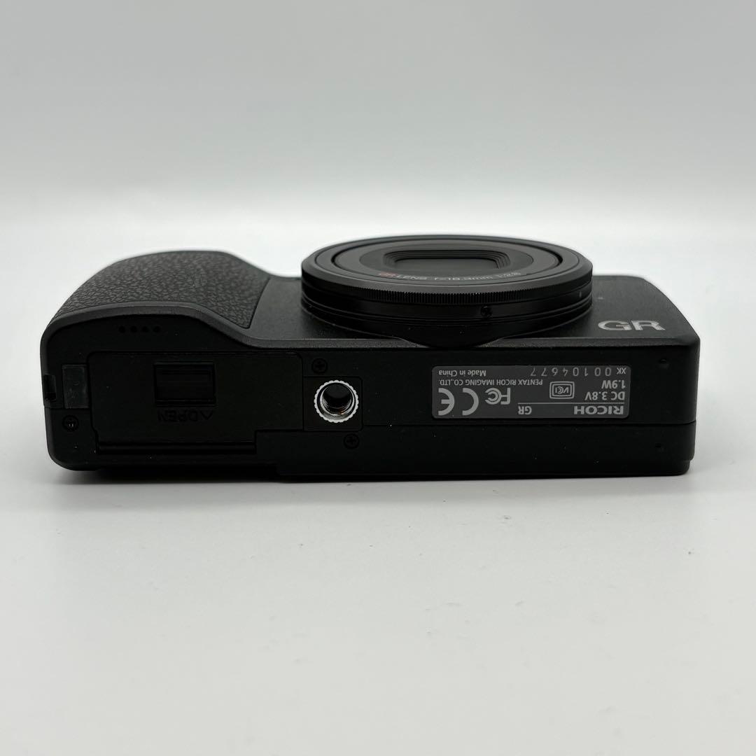 く*ま様 RICOH GR コンパクトデジタルカメラ 箱付き