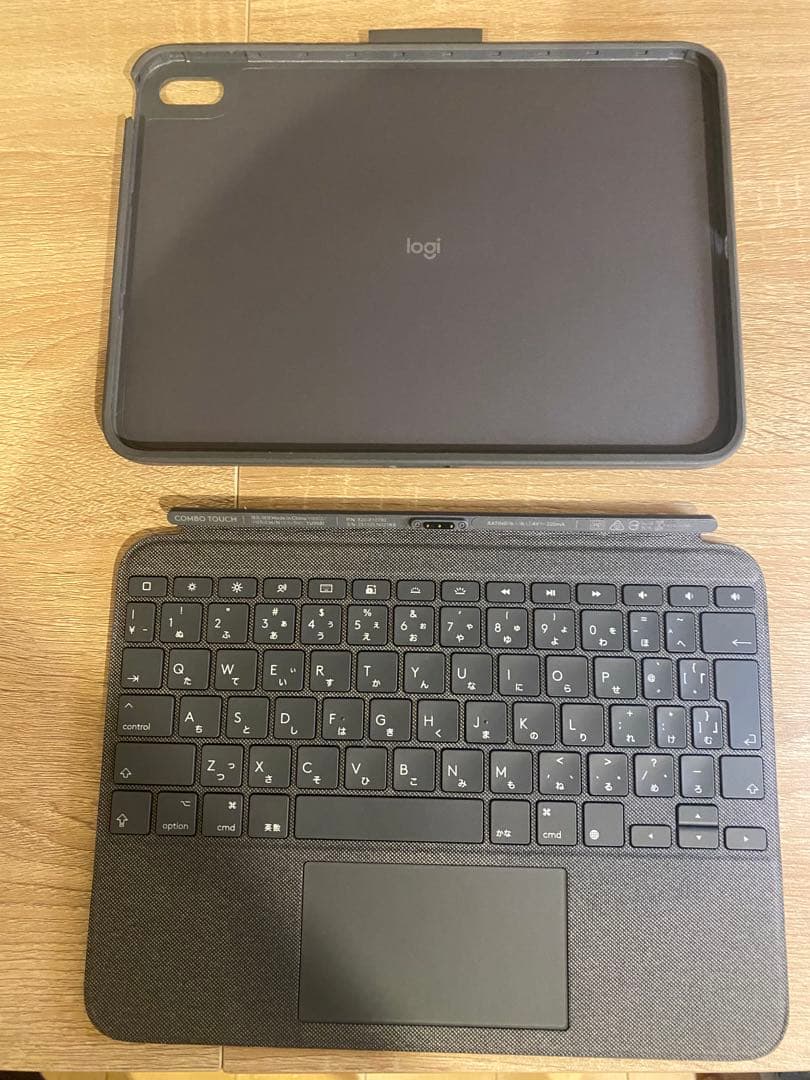 iPadアクセサリー Logicool Combo Touch for iPad A16