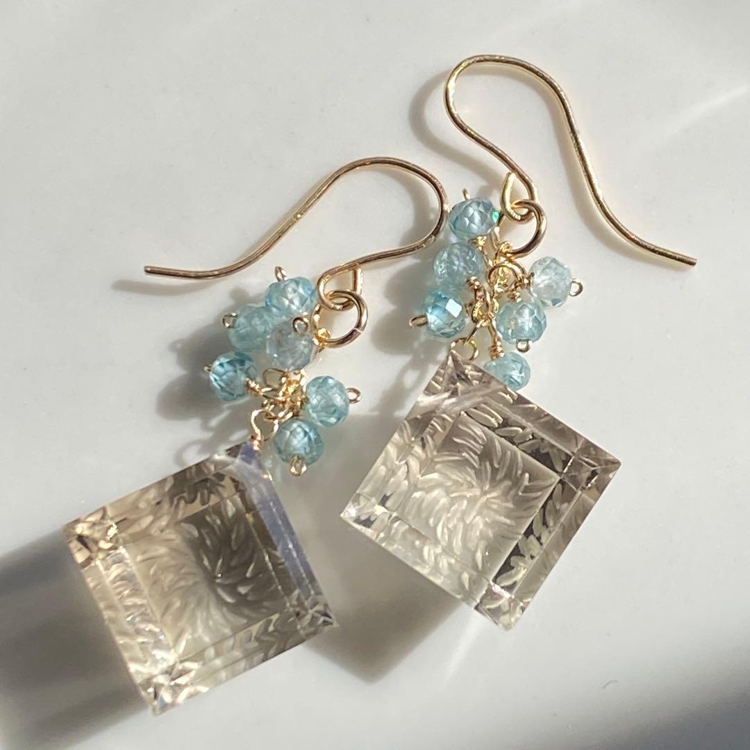 ♦︎レアなホワイトスモーキー♦︎バックカービング＊14kgfピアスP301