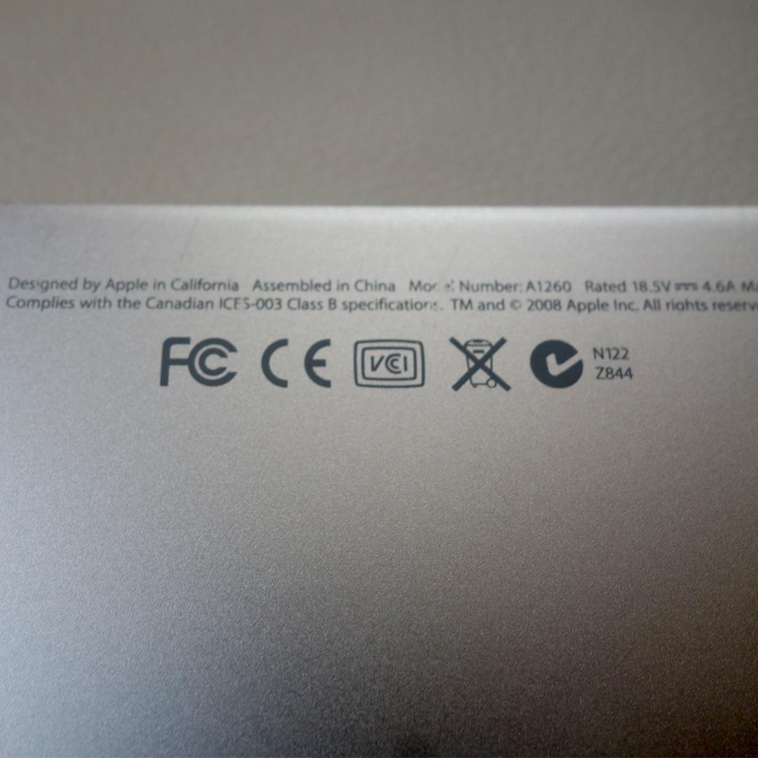 【ジャンク】Apple MacBook Pro A1260 2008