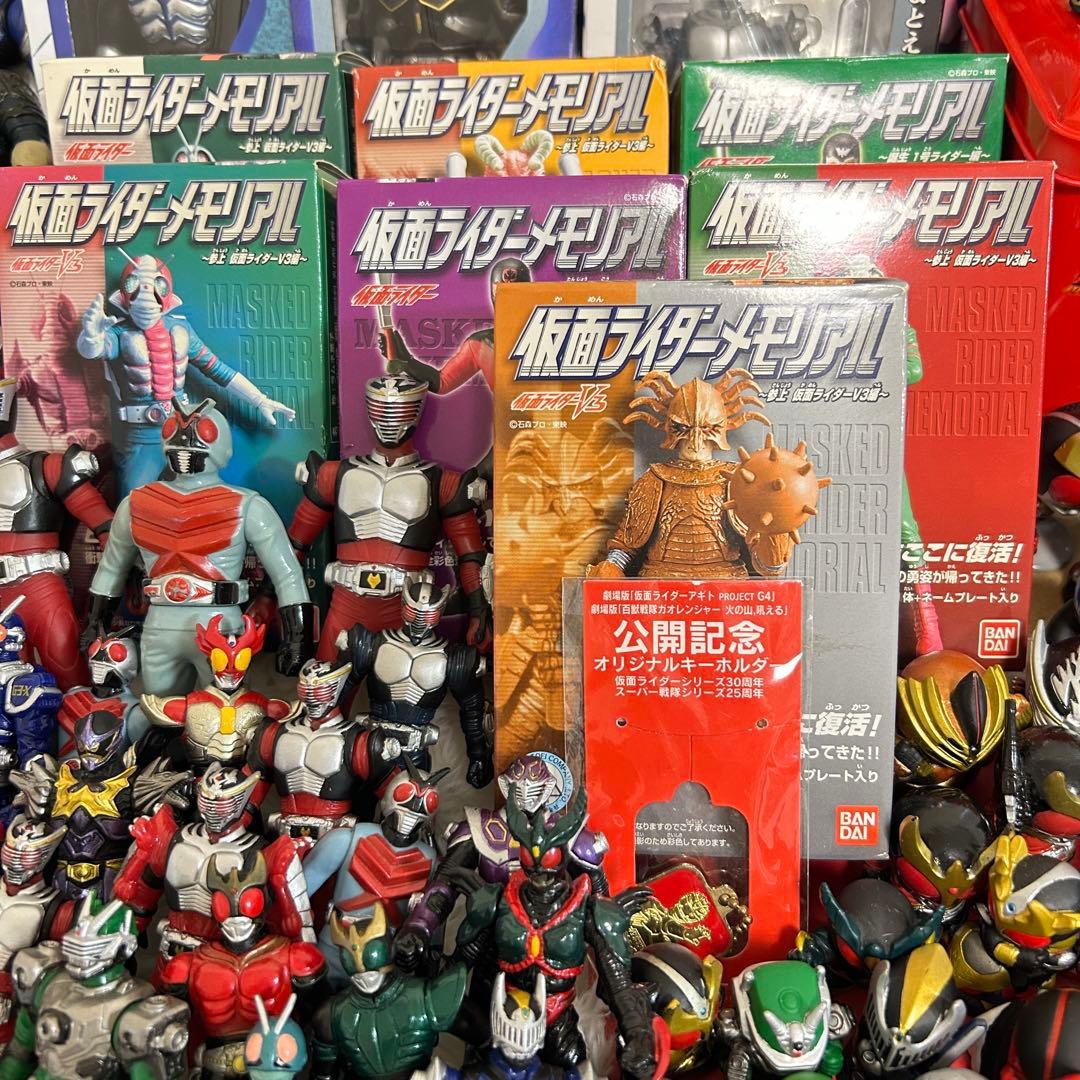 仮面ライダー ソフビ フィギュア 他　235個　大量まとめ　BANDAI