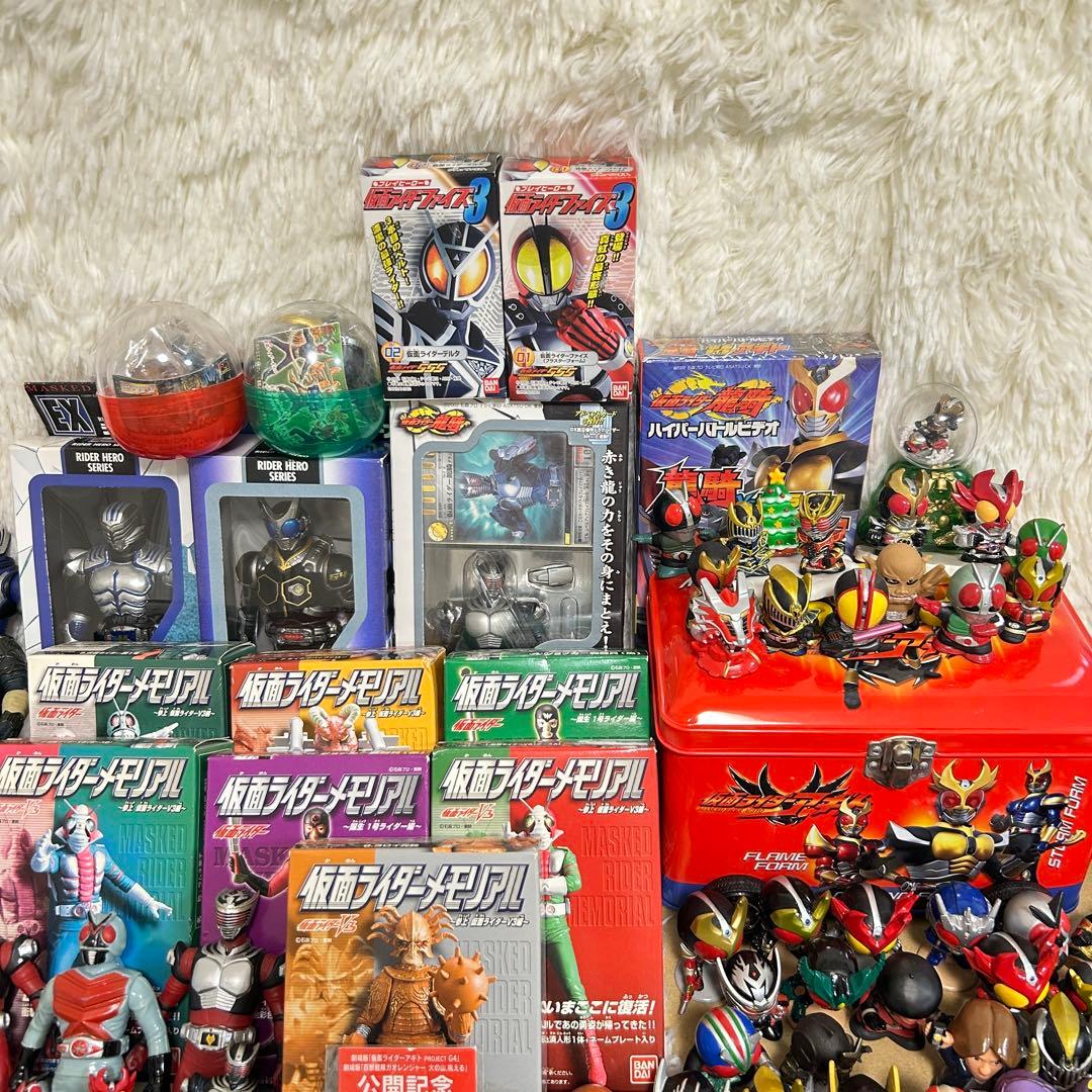 仮面ライダー ソフビ フィギュア 他　235個　大量まとめ　BANDAI