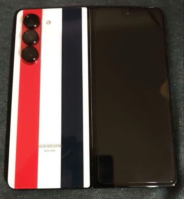 希少Thom Browneトムブラウン Galaxy Z Fold5本体&Sペン