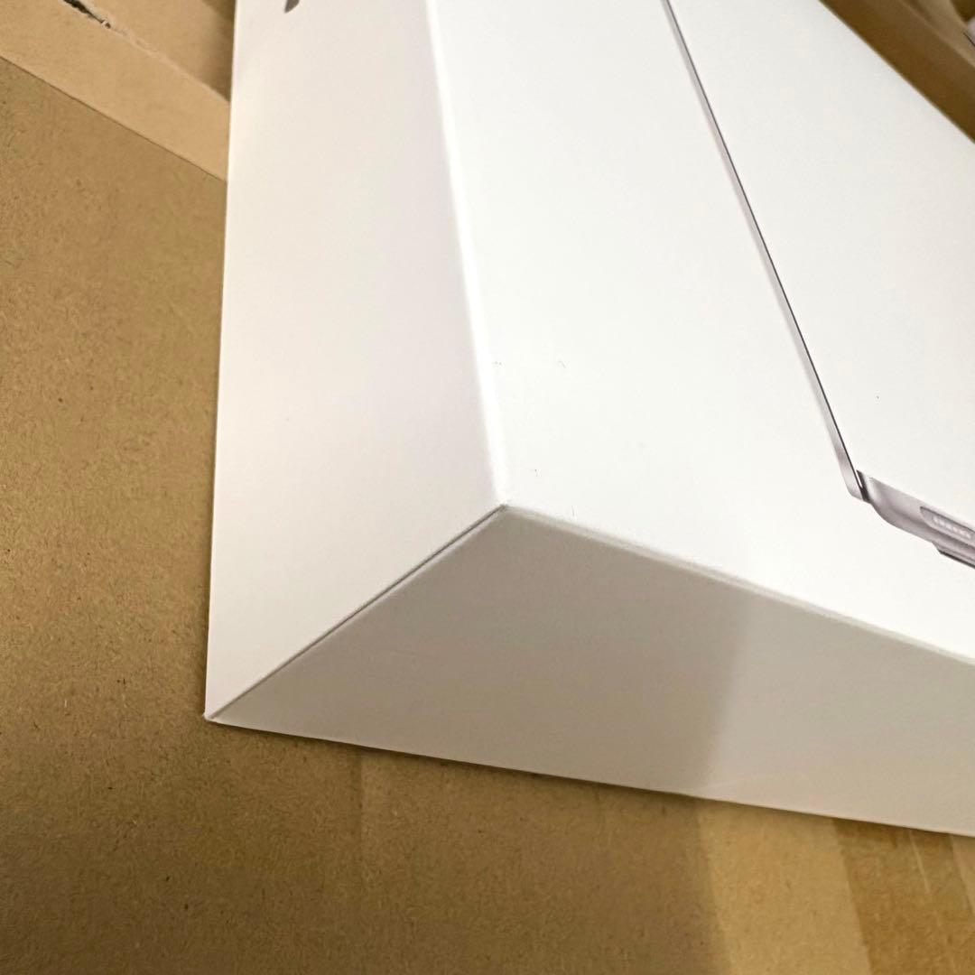 【未開封新品】Apple MacBook Air 16GB/256GB シルバー