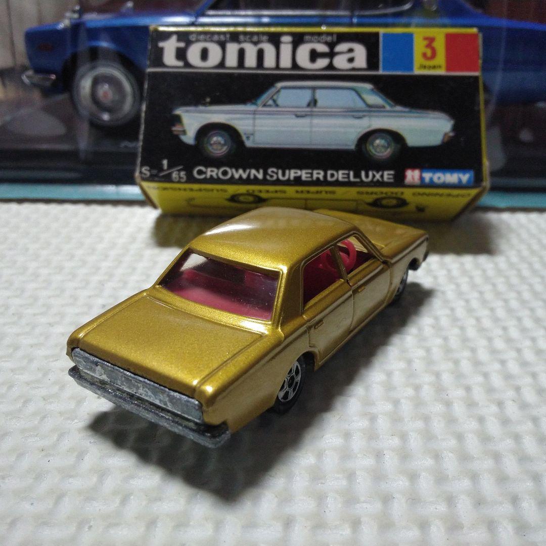 トミカ 　クラウン　日本製