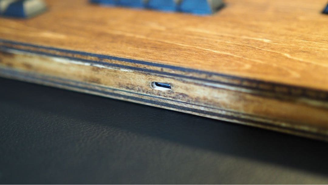 【自作アケコン】木製キーボード型レバーレスコントローラー　ダークウォルナット