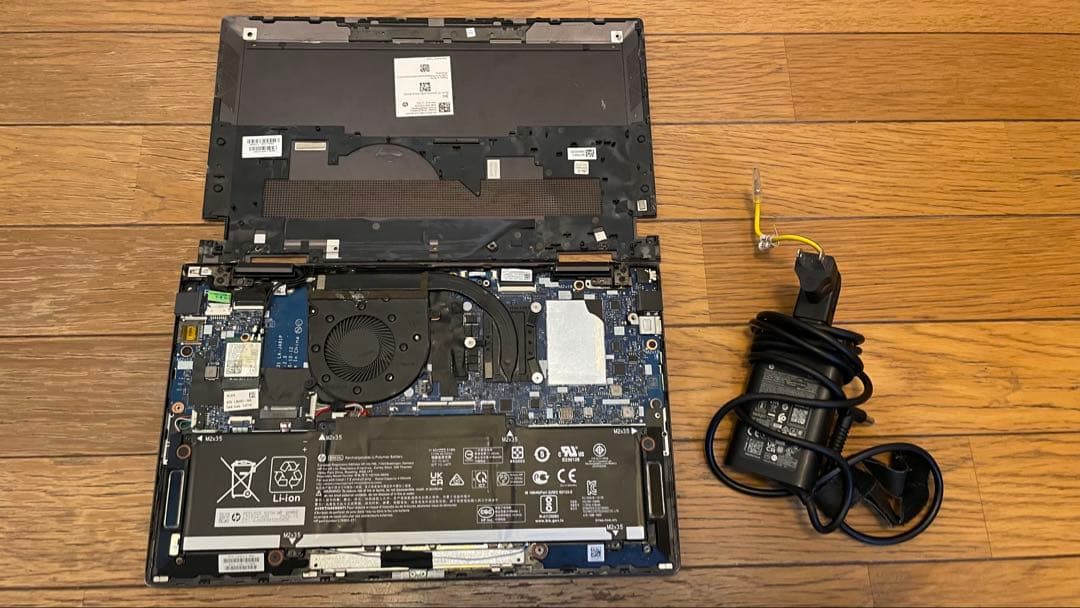 HP Envy x360 Convertible Ryzen 5ノートジャンク品