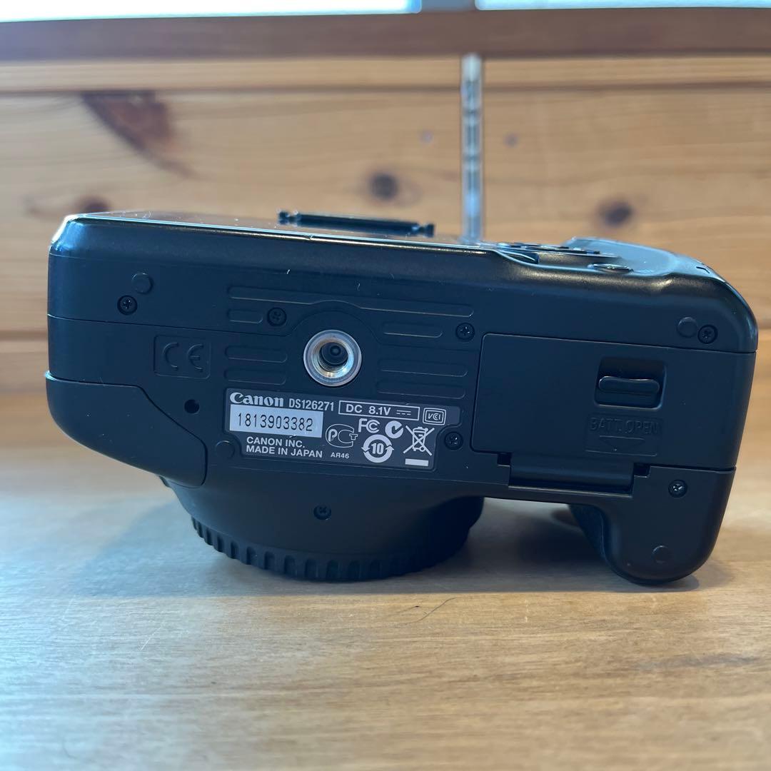 Canon EOS Kiss X4 ダブルズームキット デジタル一眼レフ