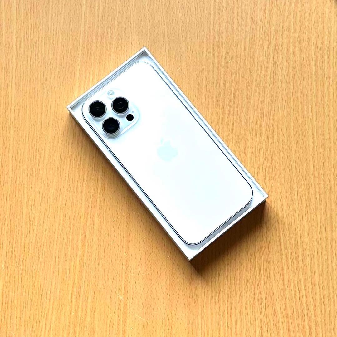 iPhone 16 Pro Max ホワイトチタニウム 512GB