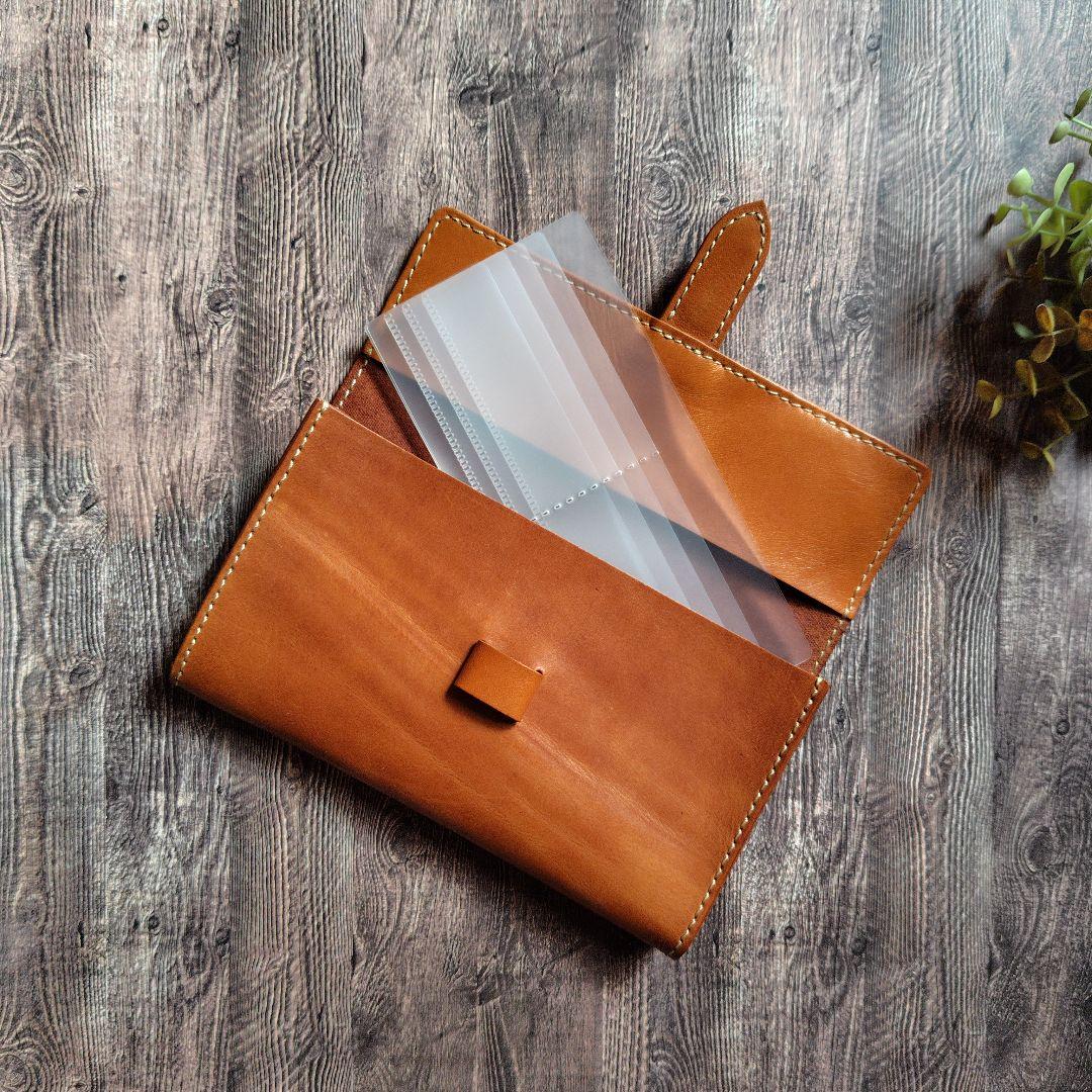 ハンドメイド 本革 お薬手帳カバー 母子手帳カバー 通帳ポーチ ミナペルホネン