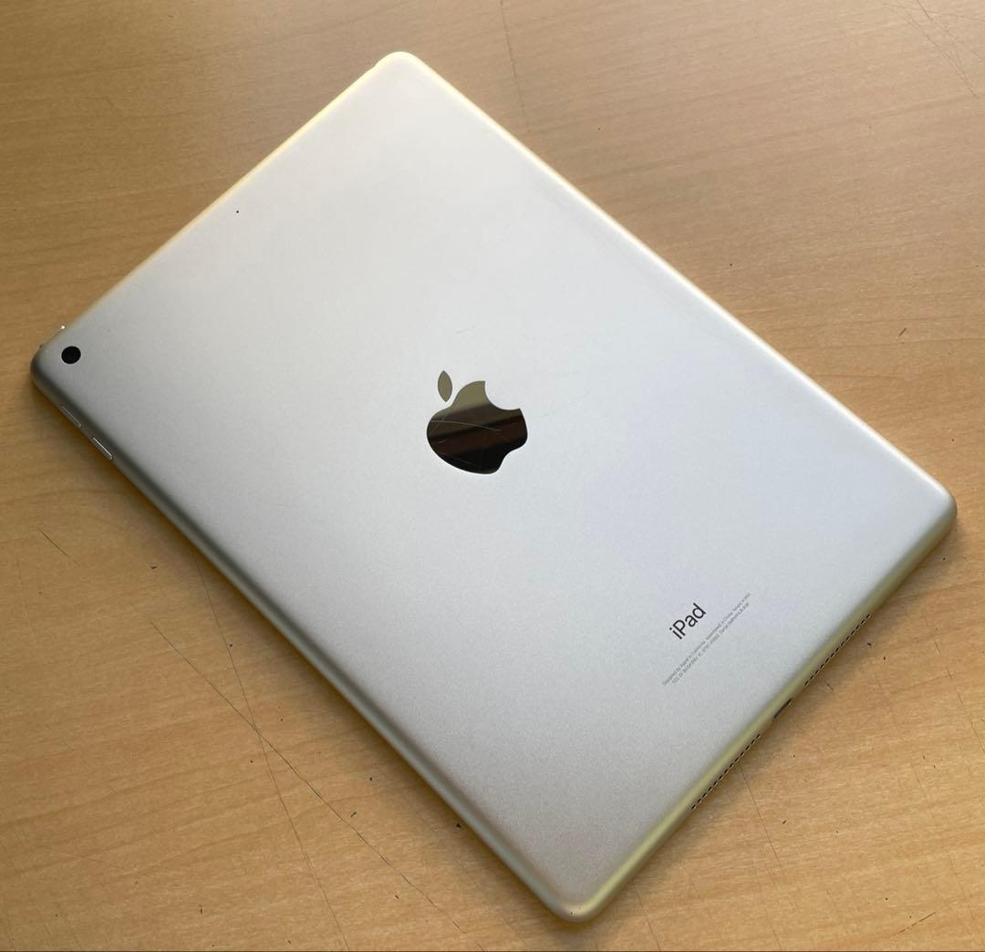 iPad 第6世代　A1893　Wi-Fiモデル　シルバー　32GB 美品　#5