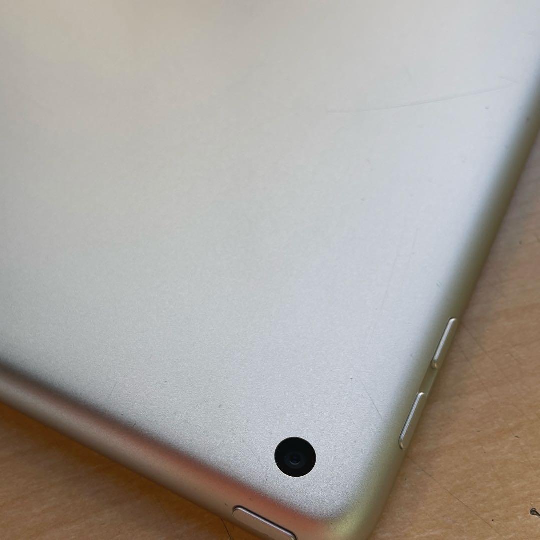 iPad 第6世代　A1893　Wi-Fiモデル　シルバー　32GB 美品　#5