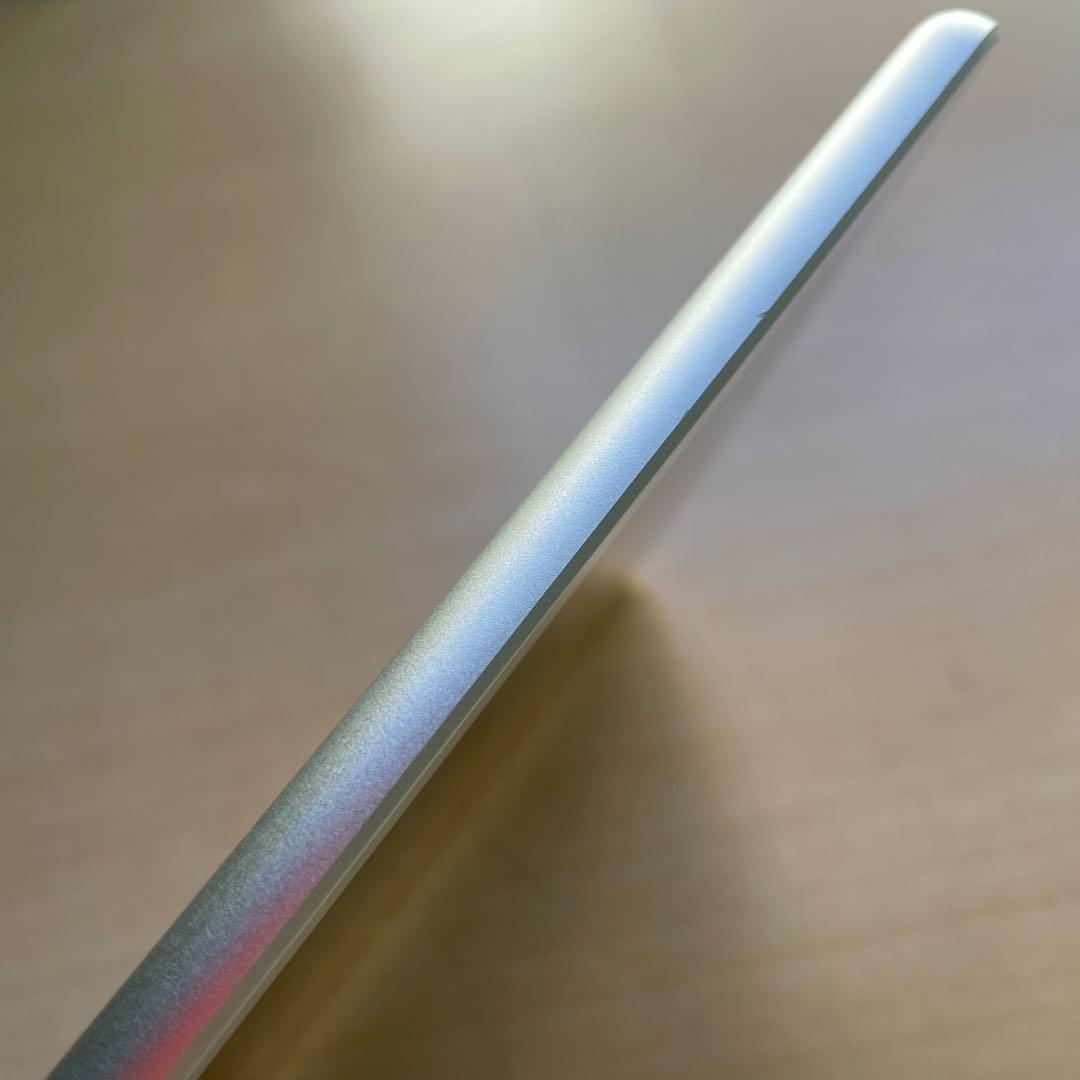 iPad 第6世代　A1893　Wi-Fiモデル　シルバー　32GB 美品　#5