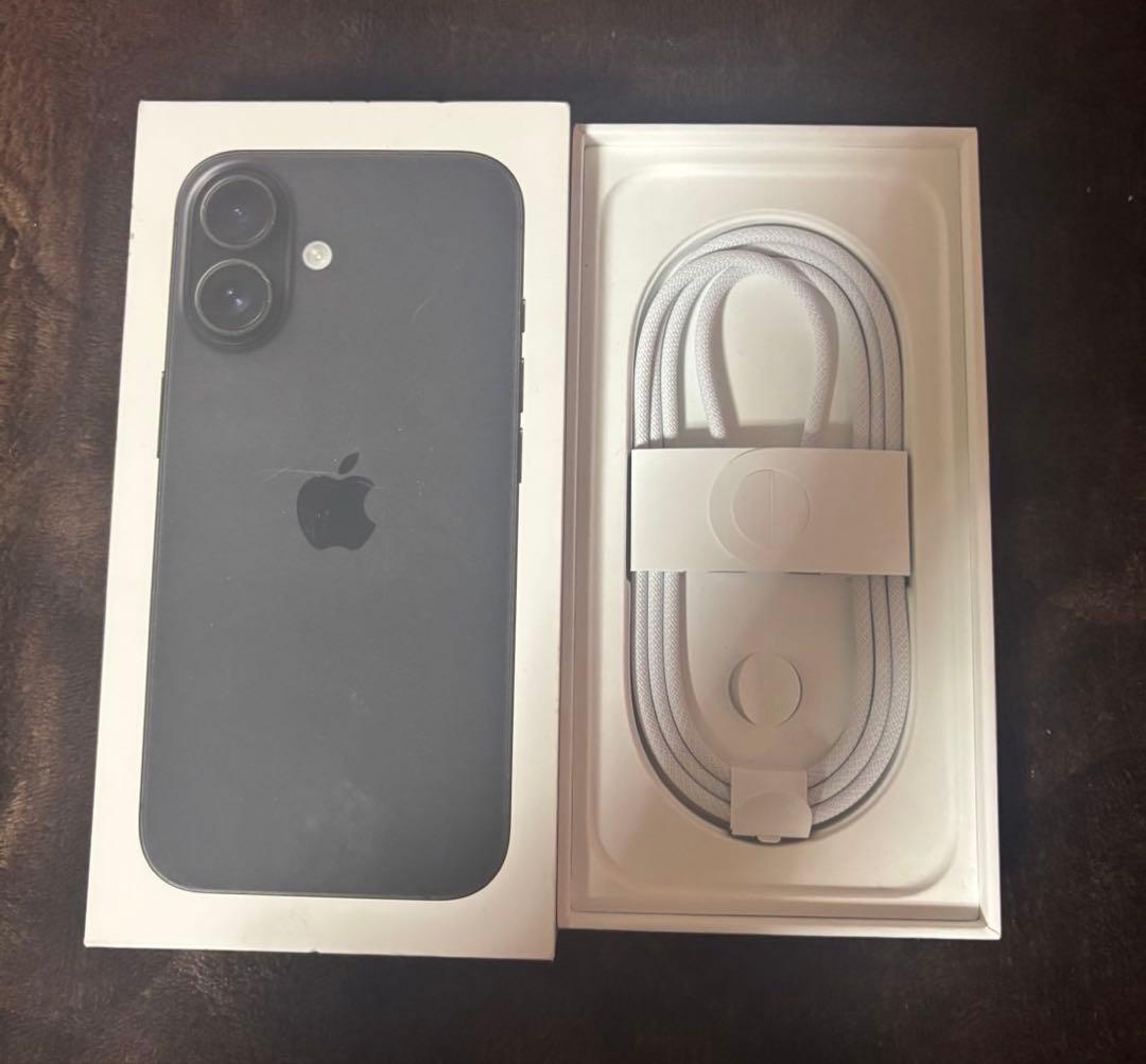 Apple iPhone 16ブラック 本体 充電ケーブルケース付き