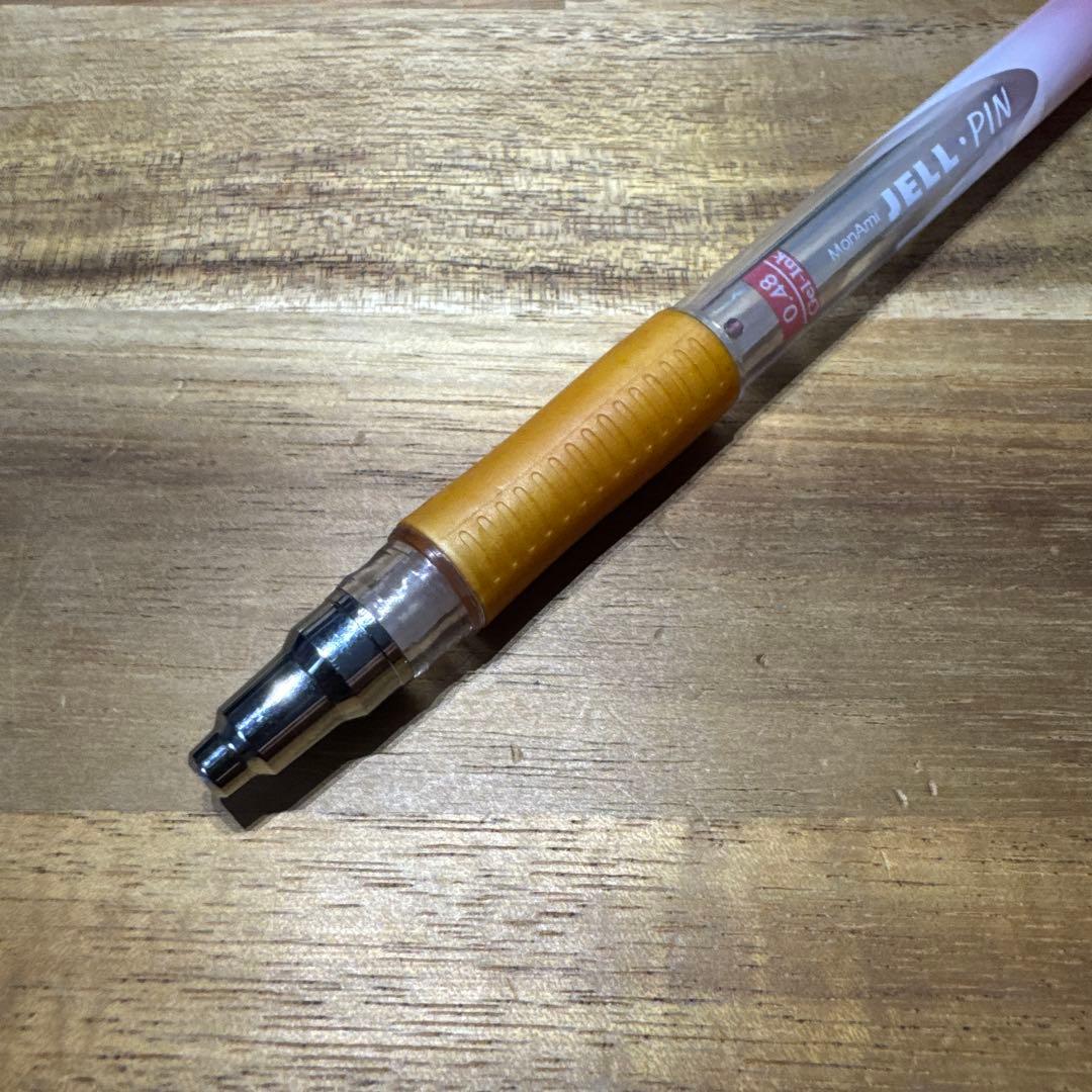 Jell Pin 赤色(ピンク？)と青色