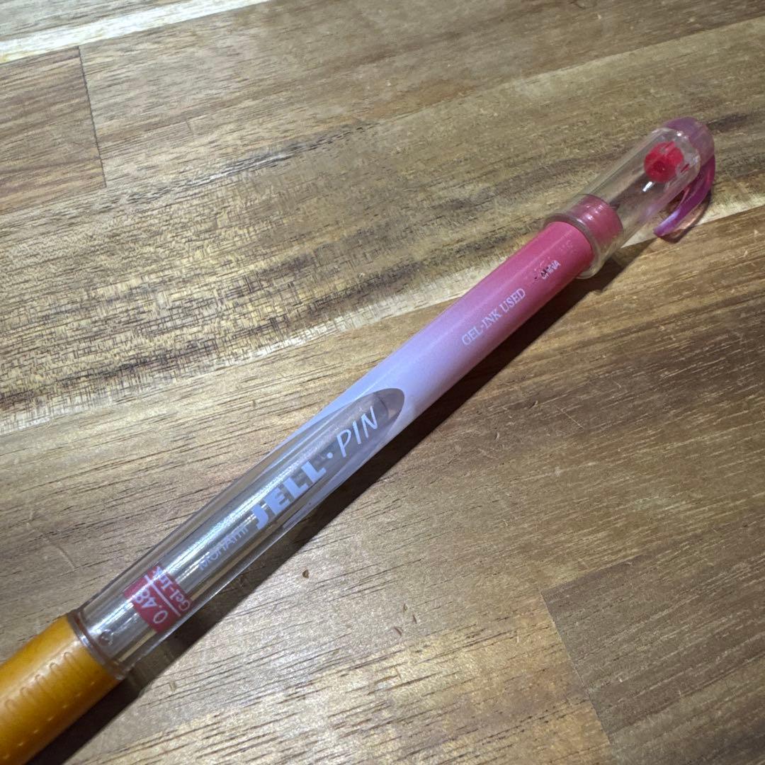 Jell Pin 赤色(ピンク？)と青色