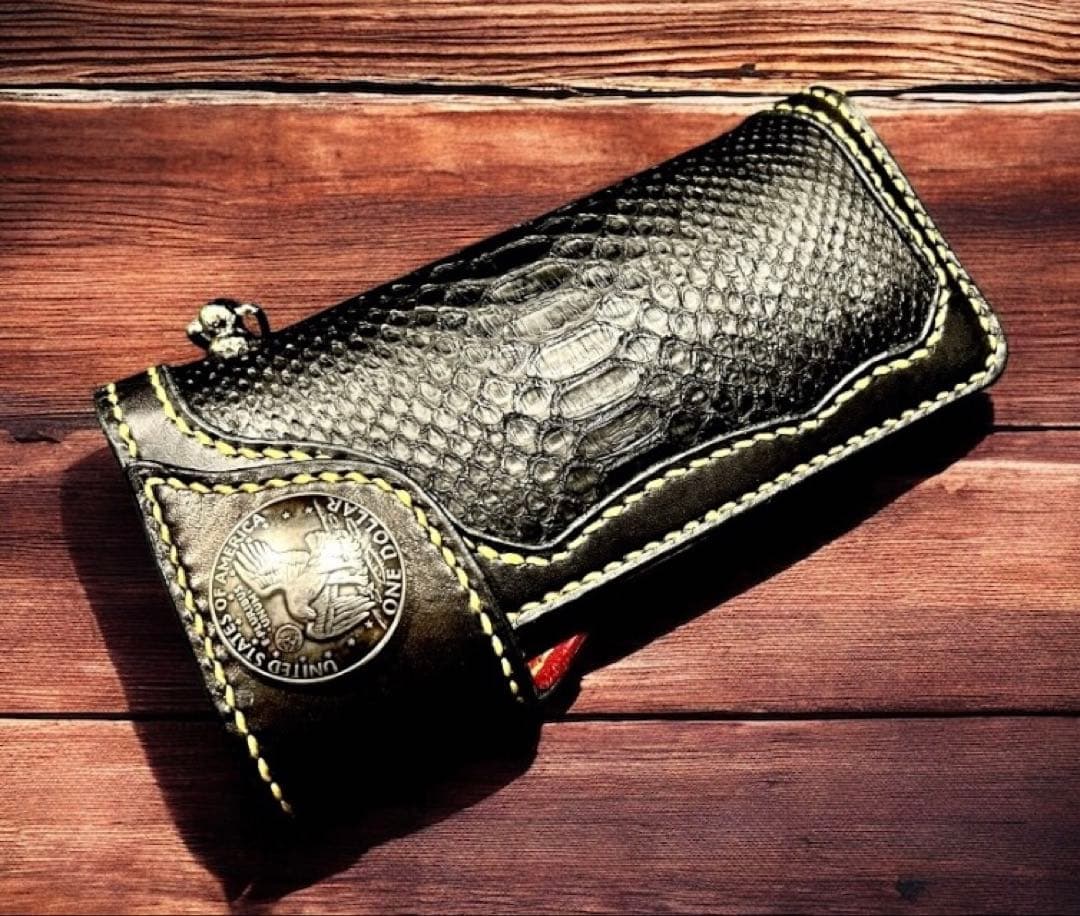 Gravy Leather ブラック パイソン 蛇革 バイカー長財布 栃木レザー