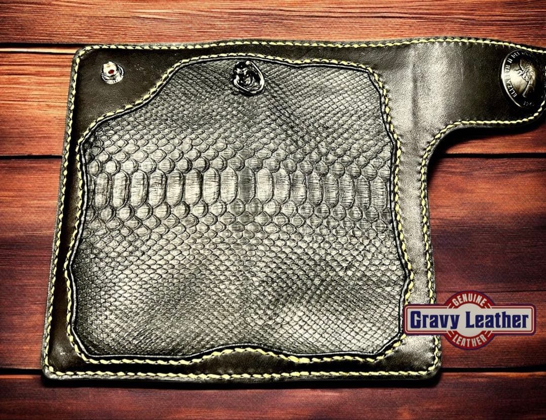Gravy Leather ブラック パイソン 蛇革 バイカー長財布 栃木レザー