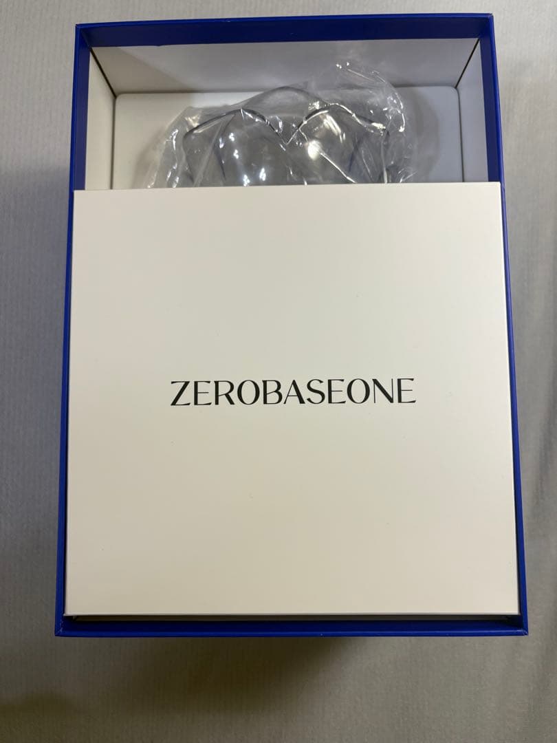 おまけ付き！ZEROBASONE ペンライト　ゼベワン