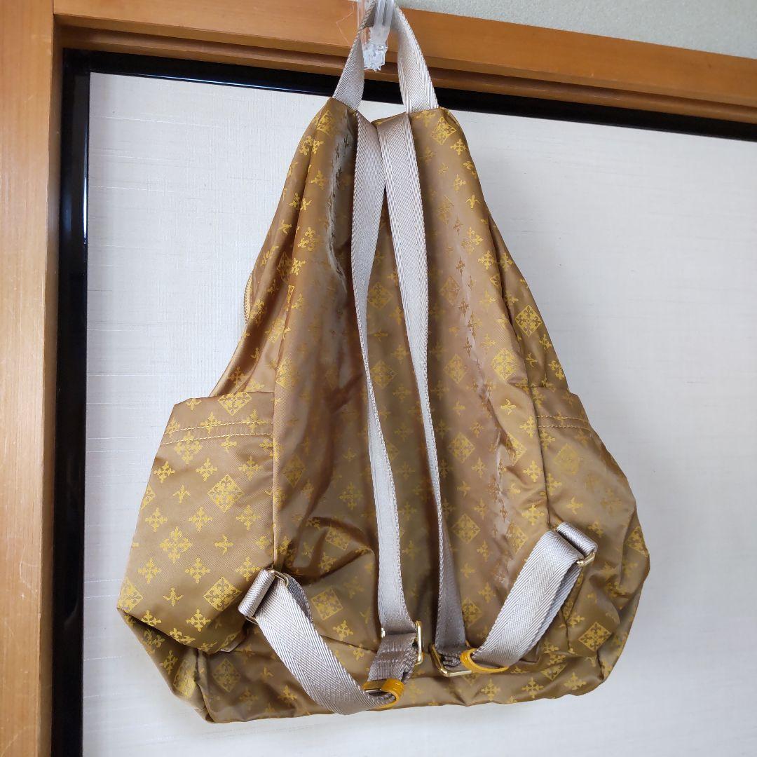 russet　折り畳みリュック