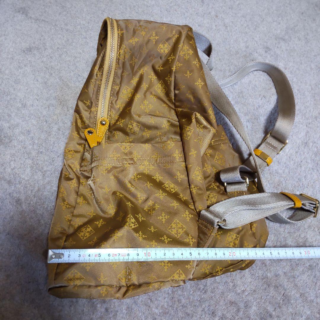 russet　折り畳みリュック