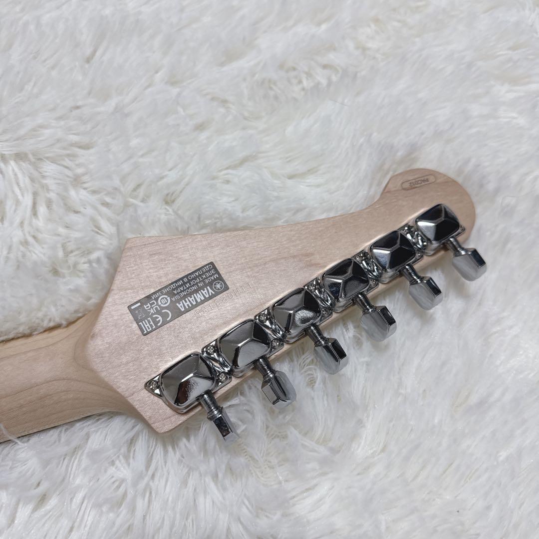 美品　YAMAHA ヤマハ パシフィカ エレキギター PAC012