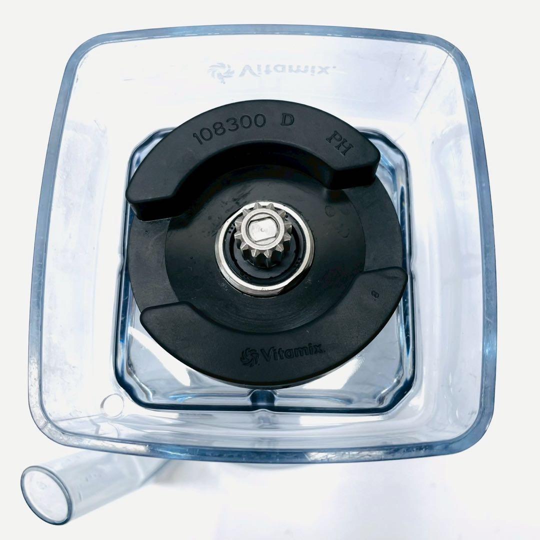 バイタミックス　E310 高性能ブレンダー　レッド　新品価格89,000