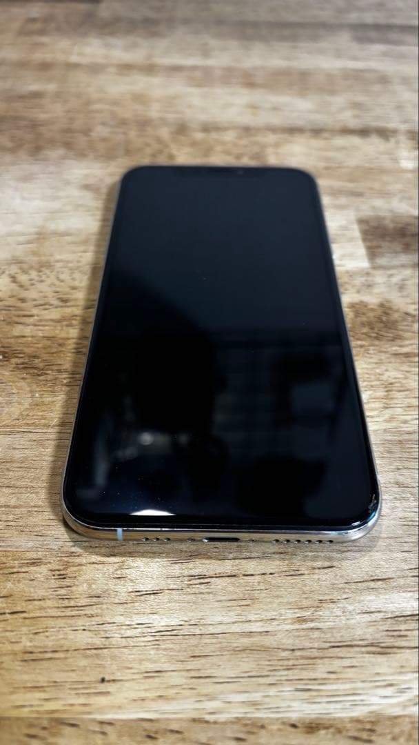 Apple iPhone XS シルバー 64GB 本体