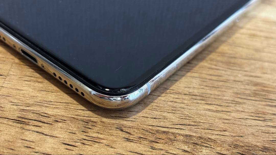 Apple iPhone XS シルバー 64GB 本体
