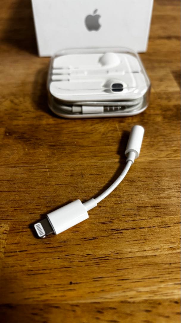 Apple iPhone XS シルバー 64GB 本体