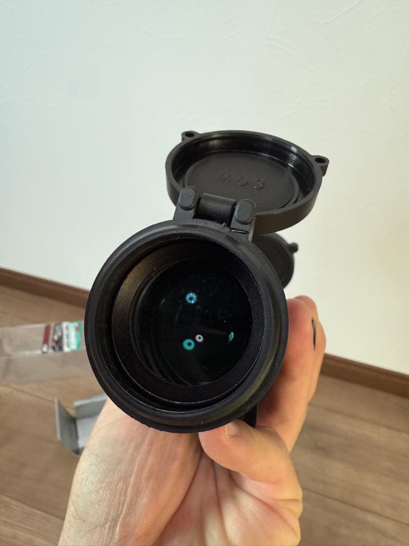 東京マルイ　イルミネーテッドショートズームスコープ