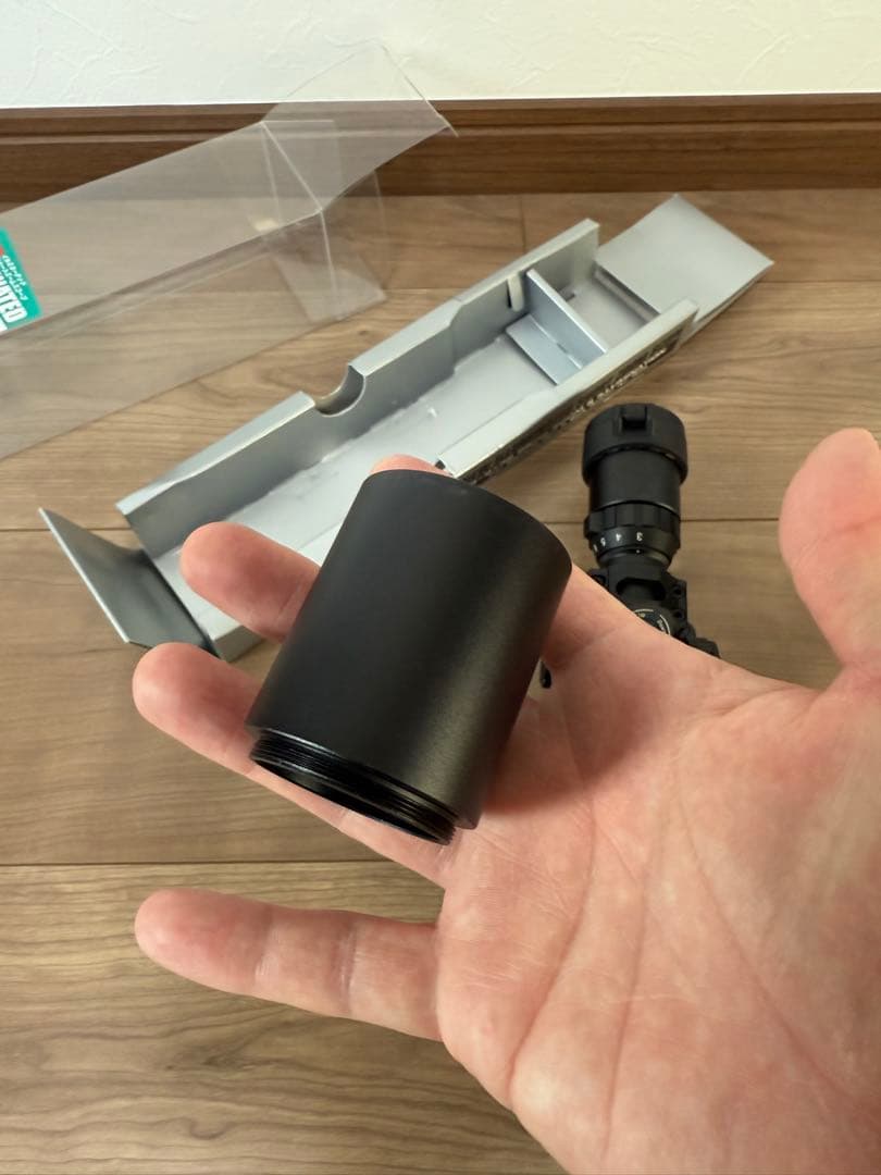 東京マルイ　イルミネーテッドショートズームスコープ