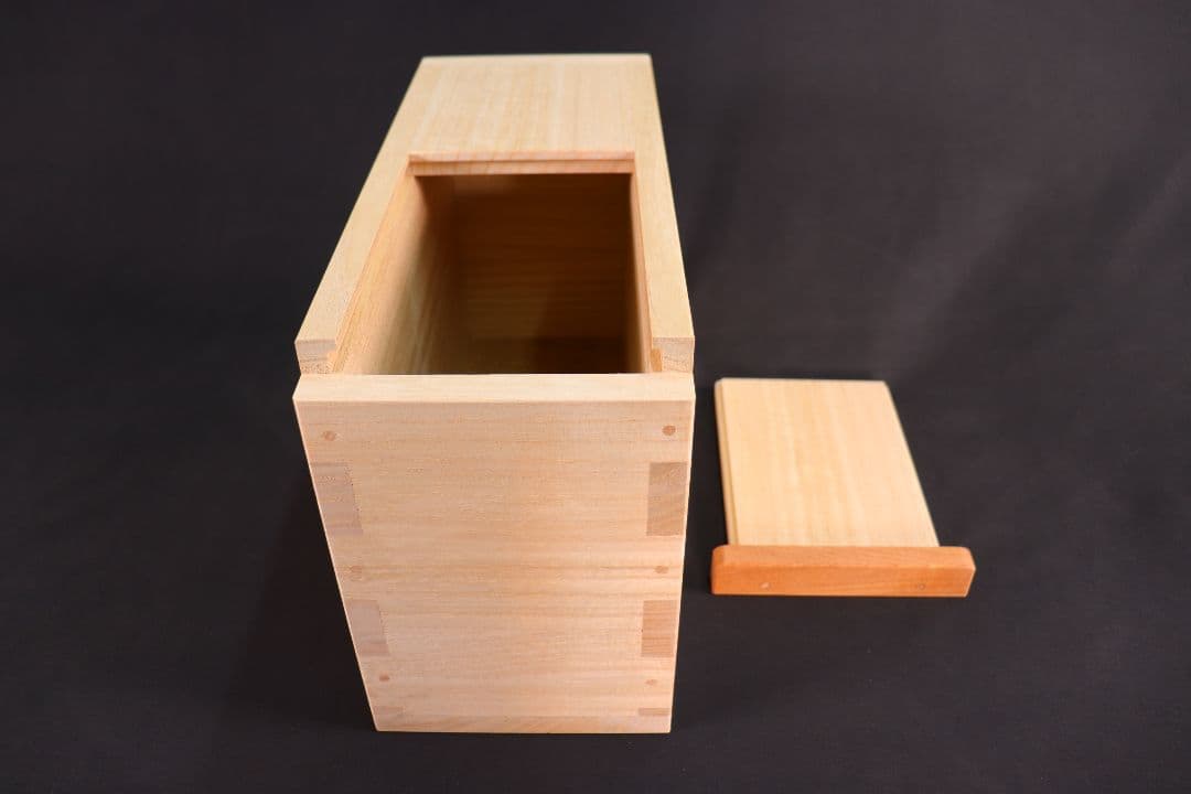 新作【スリムスライド5キロ用】最高峰の桐米びつ　ケヤキ　升付き