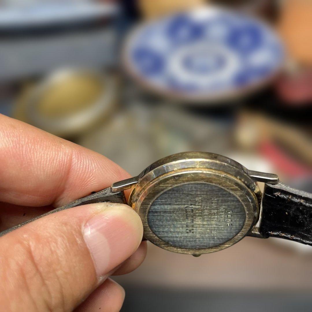 Klaeuseクロイゼ メープルリーフ 1/10オンス クォーツ 腕時計